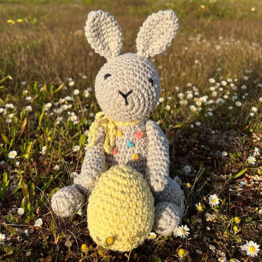 Amigurumi Crochet DIY Kit - Rabbit Choco Pop - Hooked